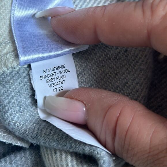 Old Navy Gray Buffalo Plaid Coat! - Picture 13 of 14